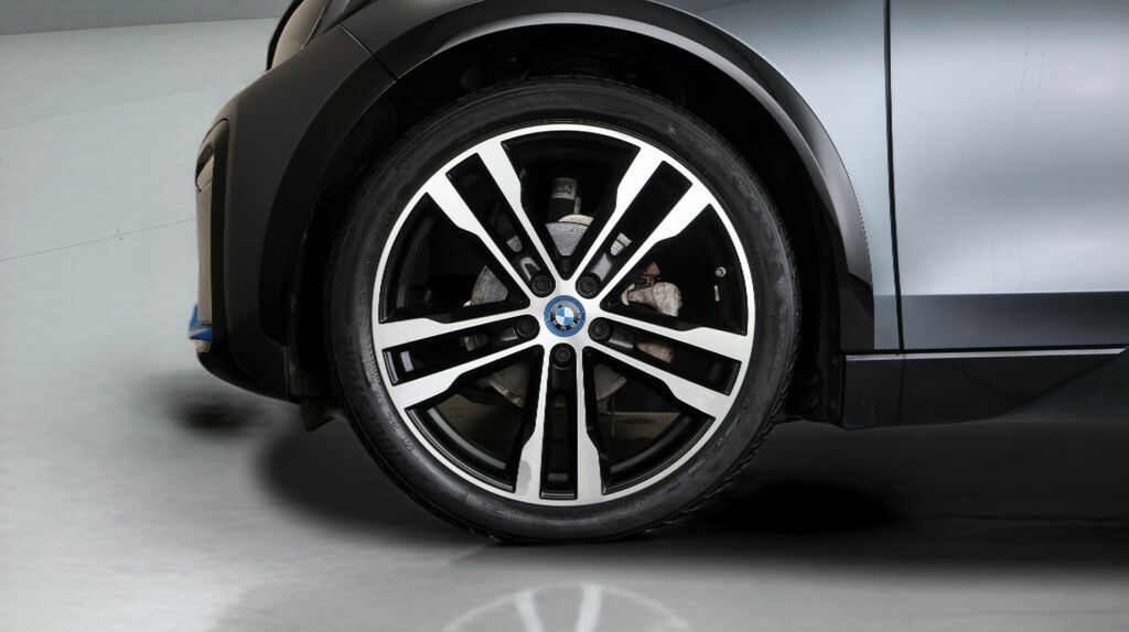 BMW i3 135Kw S 42Kwh Suite Interior World 2022 Black #17