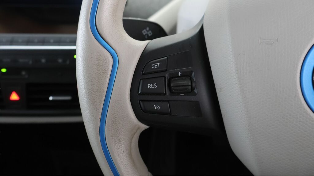 BMW i3 135Kw S 42Kwh Suite Interior World 2022 Black #20