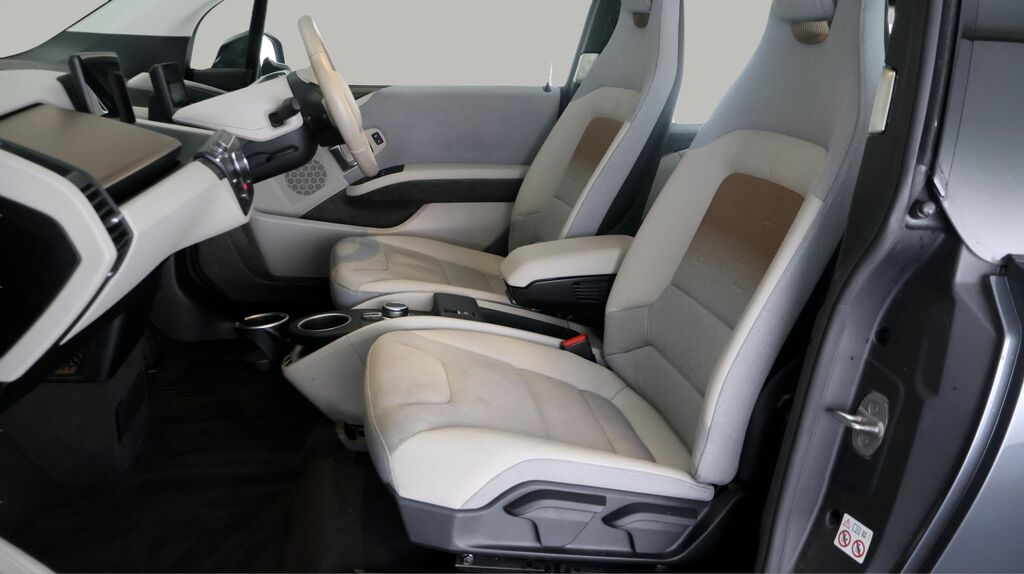 BMW i3 135Kw S 42Kwh Suite Interior World 2022 Black #13