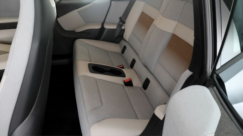 BMW i3 135Kw S 42Kwh Suite Interior World 2022 Black #15