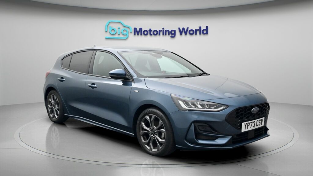 Ford Focus St-line Blue