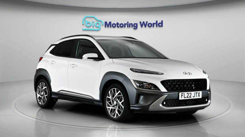 Hyundai Kona Premium White