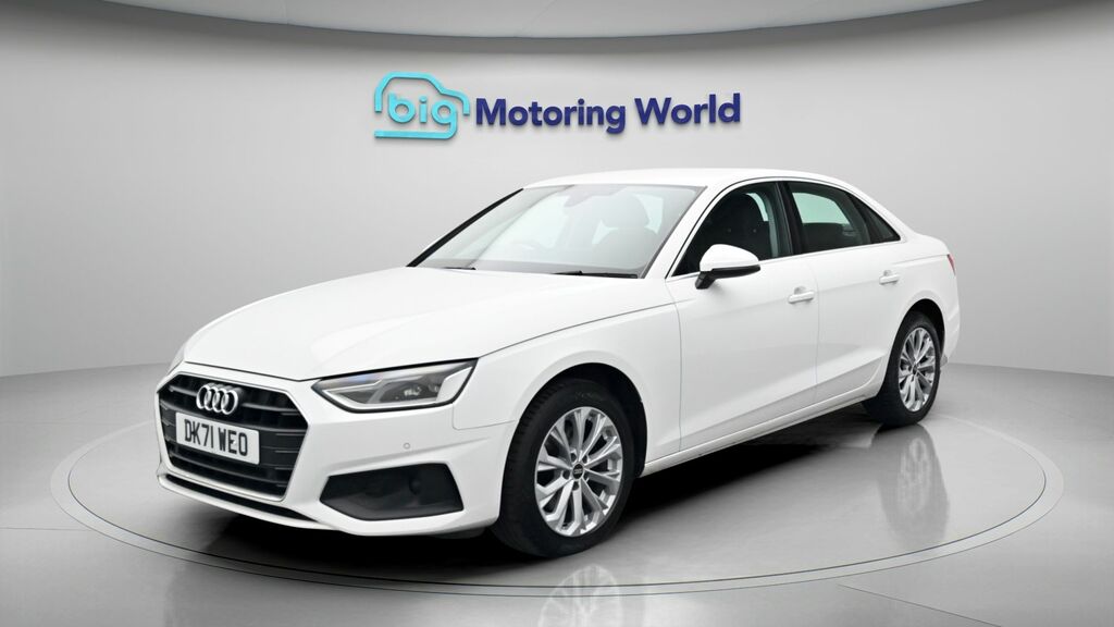 Audi A4 Technik DK71WEO White #3