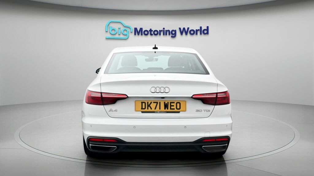 Audi A4 Technik DK71WEO White #6