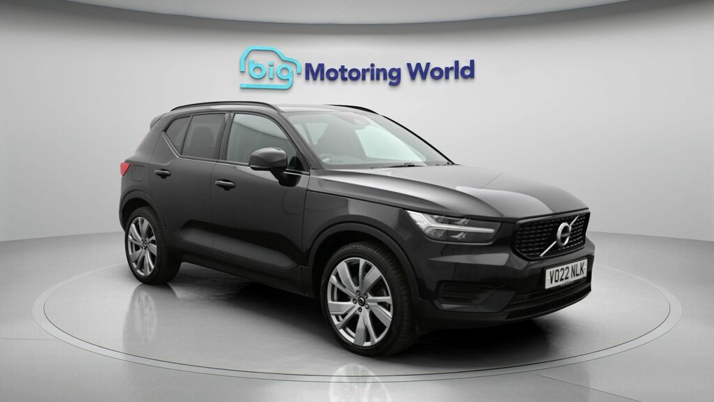 Volvo XC40 R-design VO22NLK Black