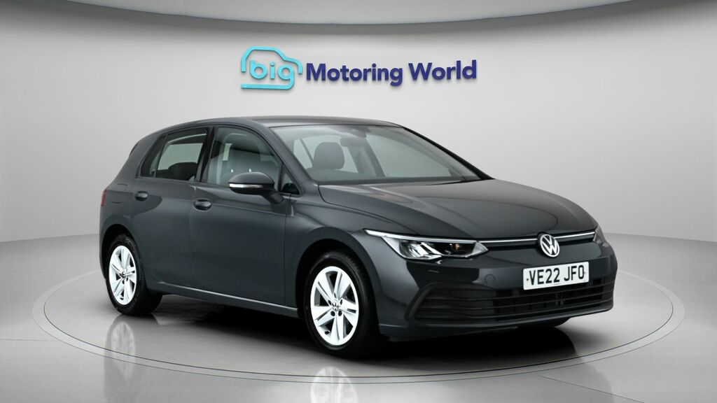 Volkswagen Golf Life VE22JFO Grey