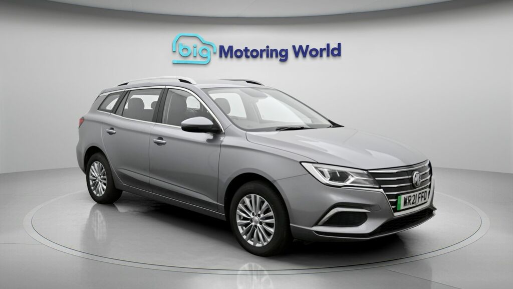 MG MG5 Exclusive Silver