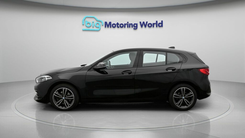 BMW 1 Series Sport Black #4