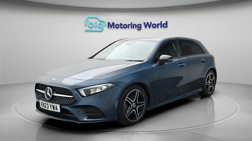 Mercedes-Benz A Class Amg Line KN23YWA Blue #3