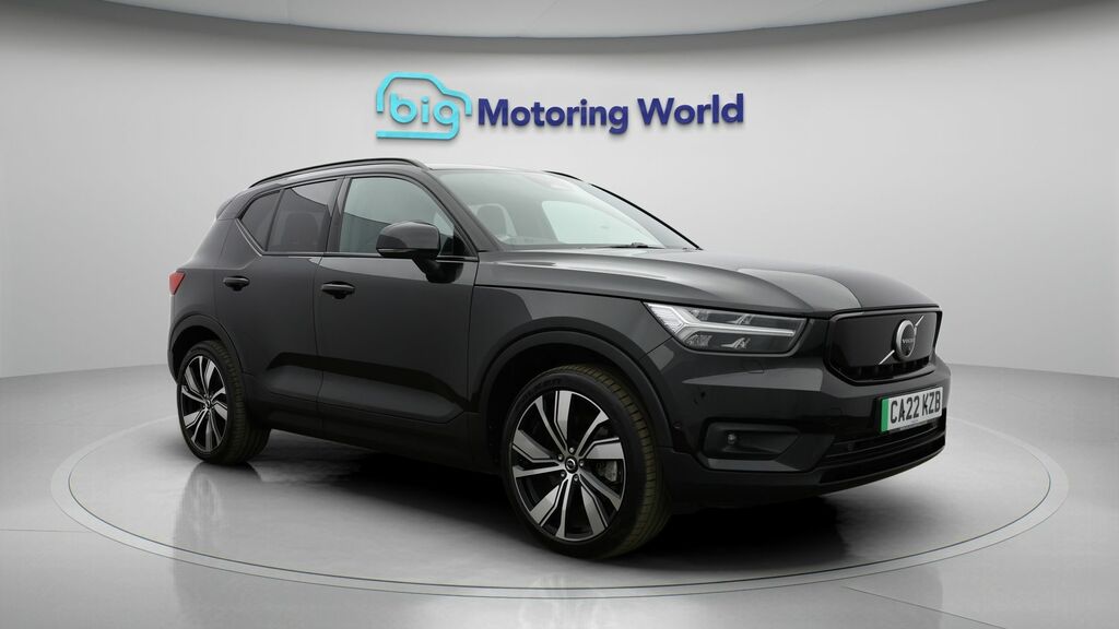 Volvo XC40 Ultimate Black