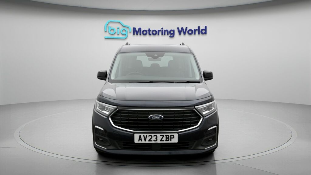 Ford Grand Tourneo Connect Titanium Blue #2