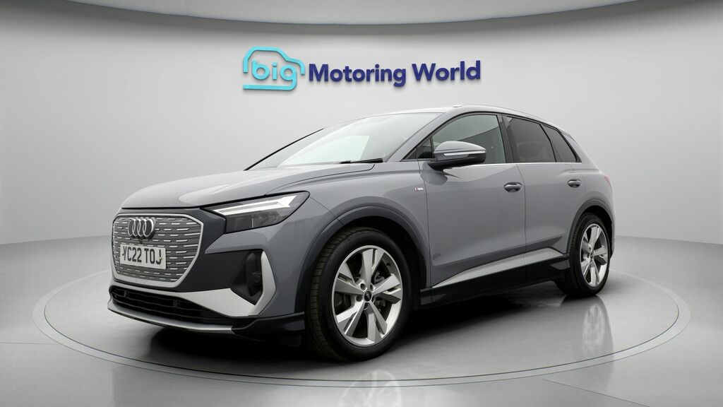 Audi Q4 E Tron S Line YC22TOJ Grey #3