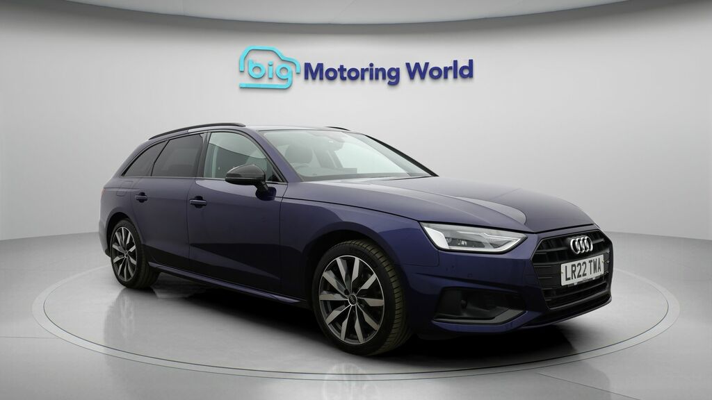 Audi A4 Avant Sport Edition LR22TWA Blue