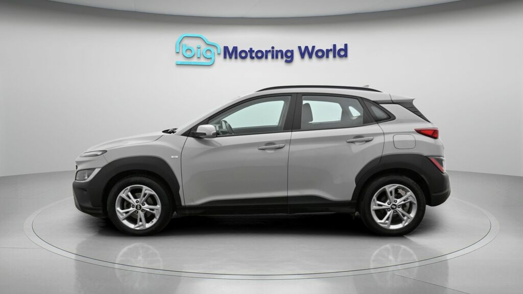 Hyundai Kona Se Connect DN22ZFG Grey #4