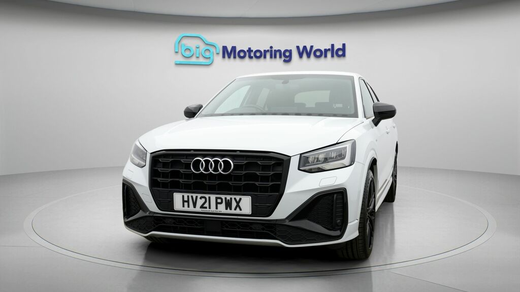 Audi Q2 Black Edition HV21PWX White #2