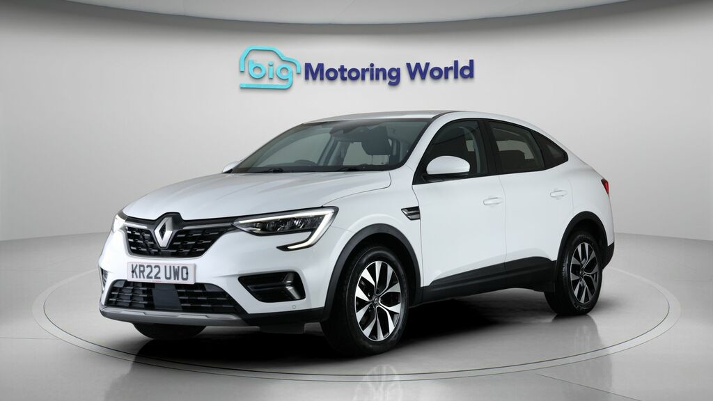 Renault Arkana Iconic White #3