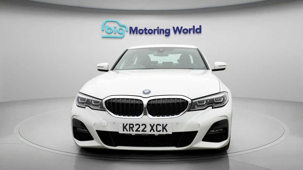 BMW 3 Series M Sport KR22XCK White #2