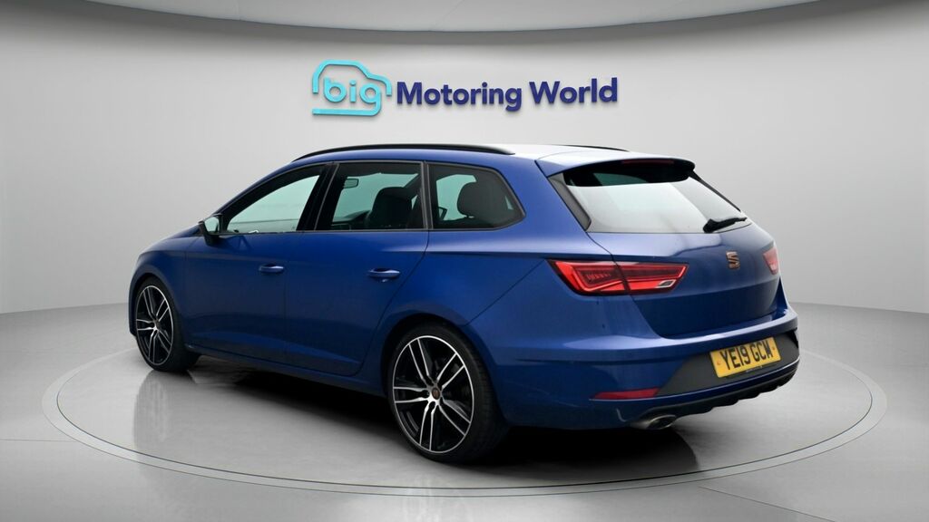 Seat Leon Cupra 300 YE19GCM Blue #5