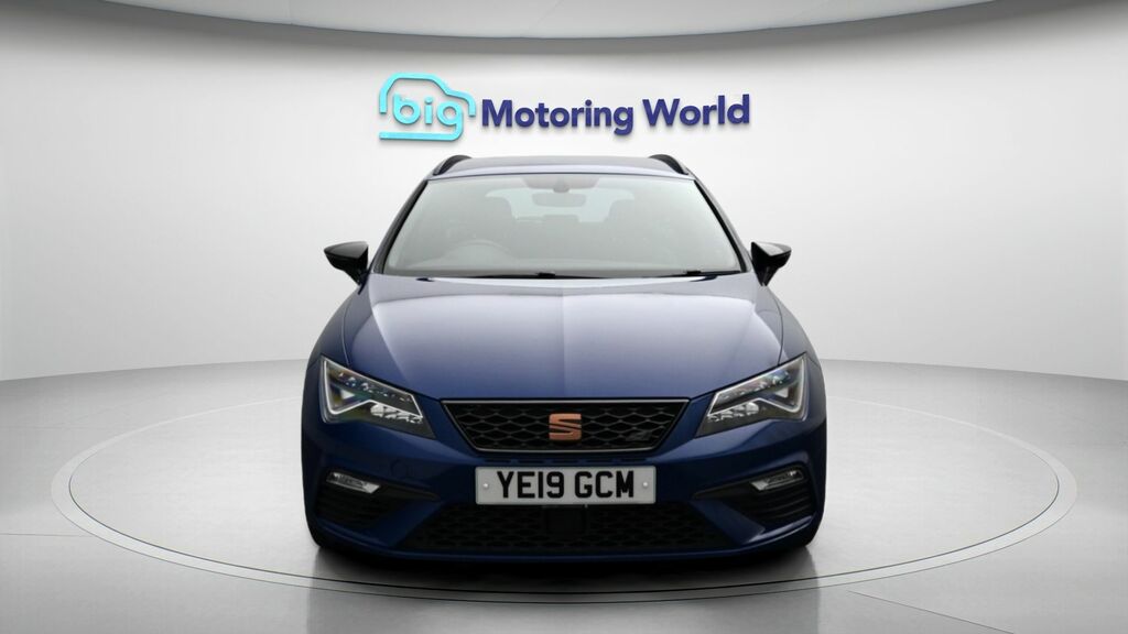 Seat Leon Cupra 300 YE19GCM Blue #2