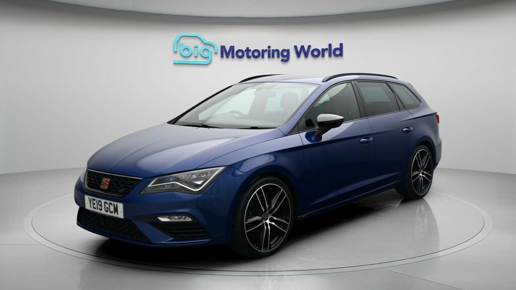 Seat Leon Cupra 300 YE19GCM Blue #3