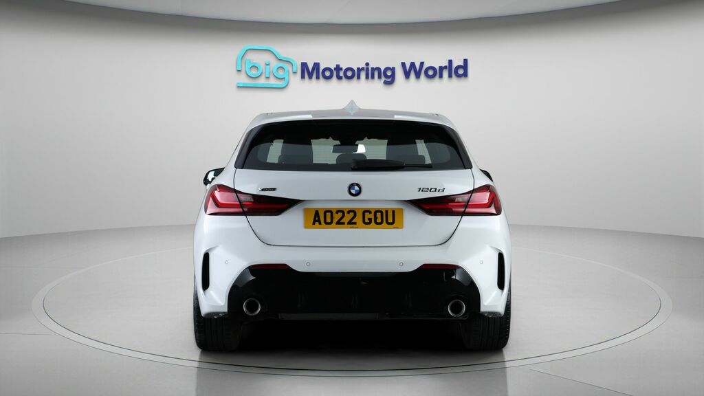 BMW 1 Series M Sport AO22GOU White #6