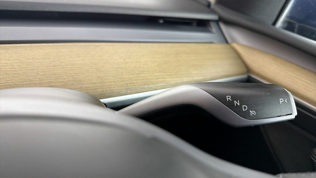 Tesla Model Y Y Rwd Vat Qualfying Car White #25