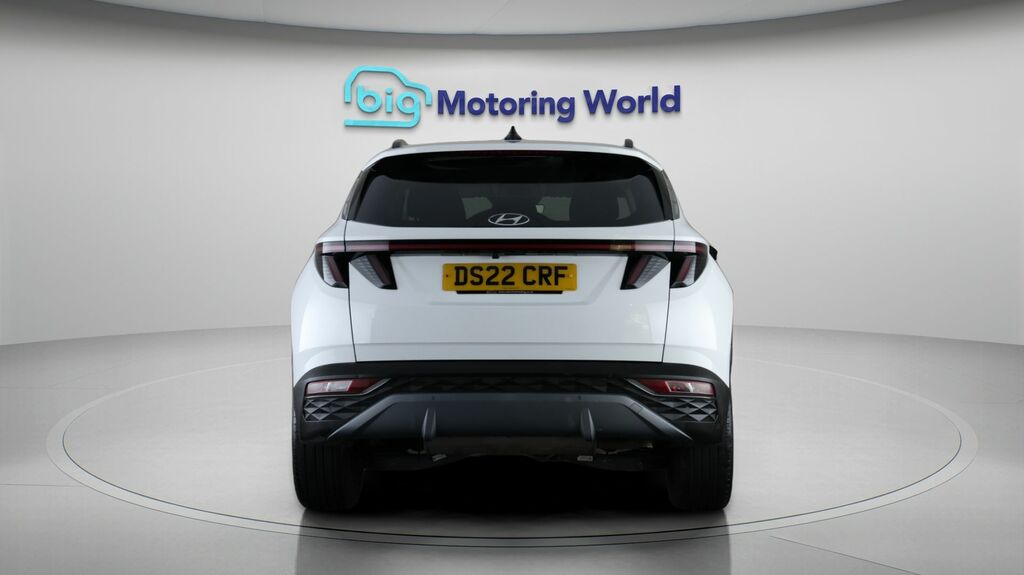 Hyundai Tucson Premium DS22CRF White #6