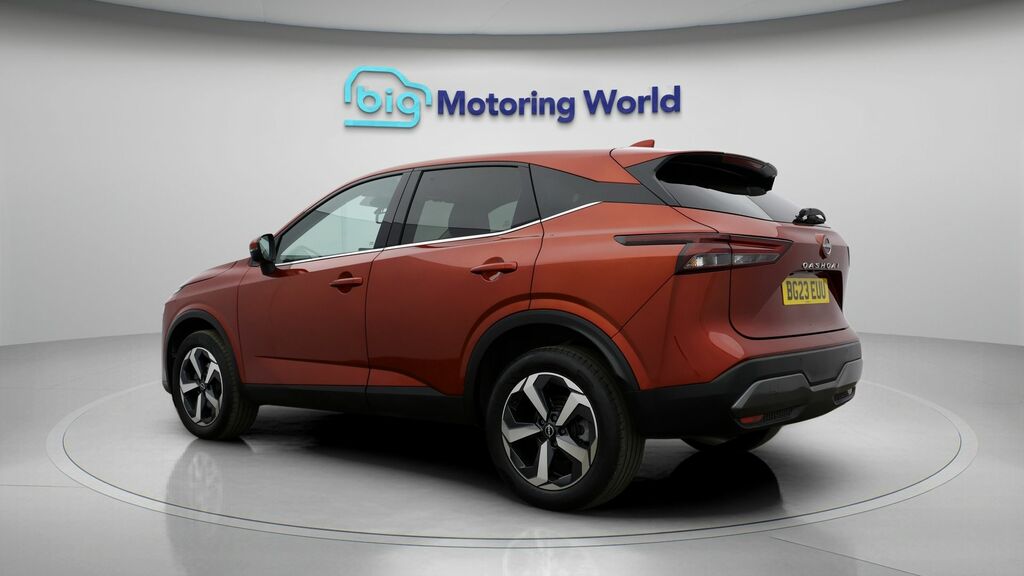 Nissan Qashqai N-connecta BG23EUU Red #5