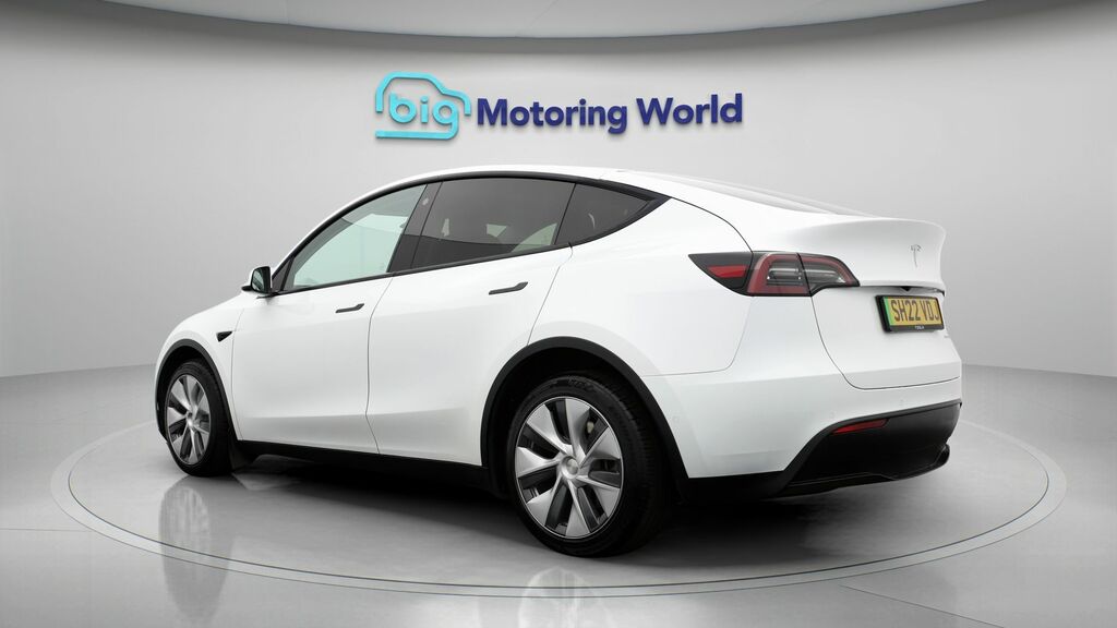 Tesla Model Y Long Range SH22VDJ White #5