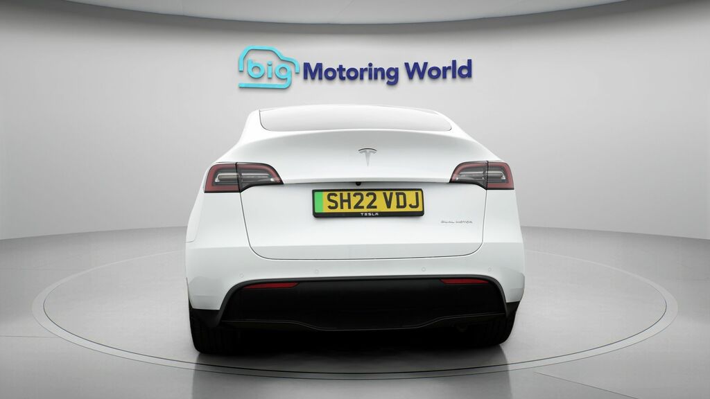 Tesla Model Y Long Range SH22VDJ White #6