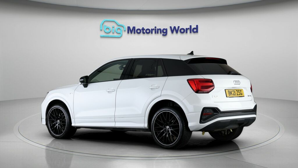 Audi Q2 Black Edition BK21ZSG White #5