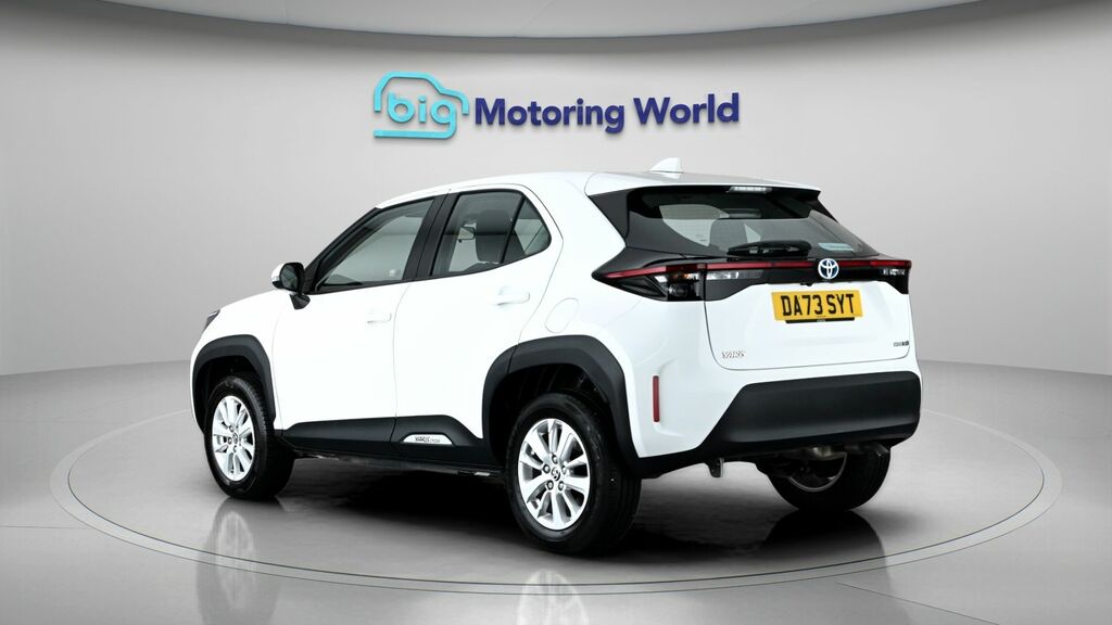Toyota Yaris Cross Icon DA73SYT White #5