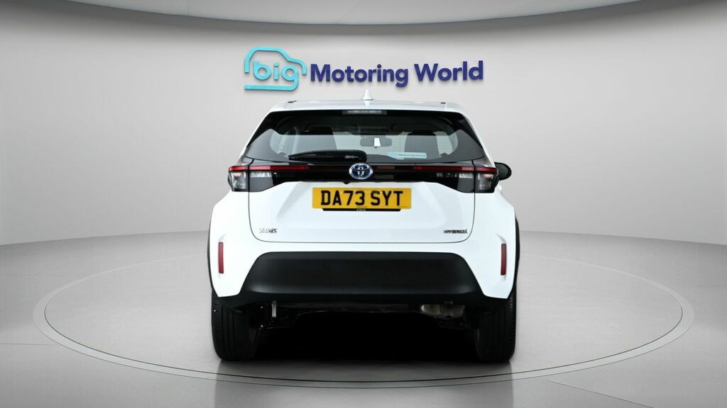 Toyota Yaris Cross Icon DA73SYT White #6