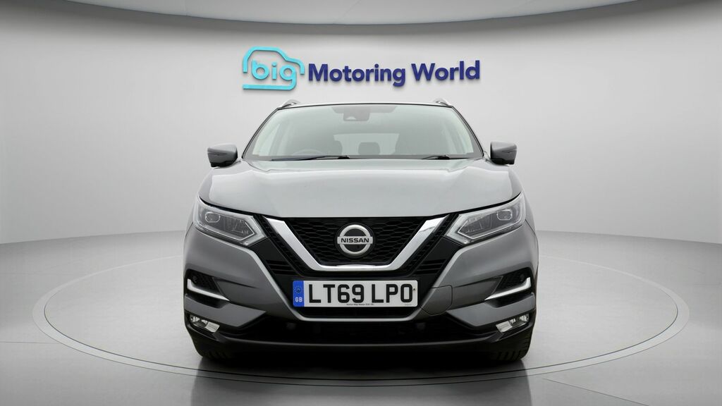 Nissan Qashqai Tekna Grey #2