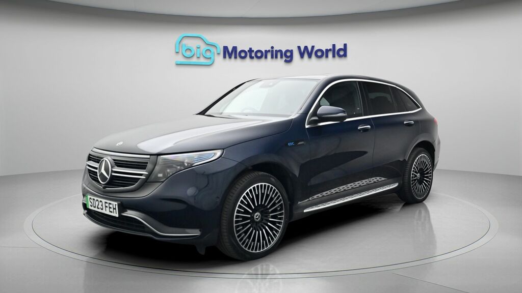 Mercedes-Benz EQC Amg Line Blue #3