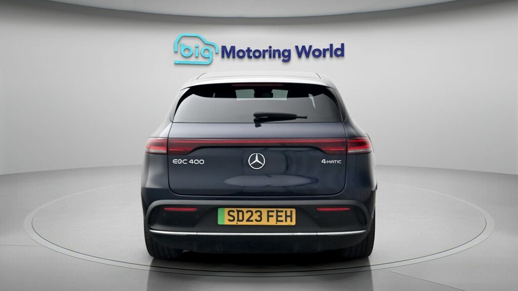 Mercedes-Benz EQC Amg Line Blue #6