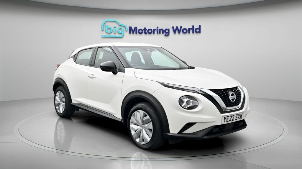 Nissan Juke Acenta White