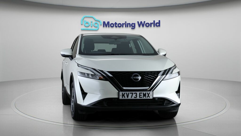 Nissan Qashqai Acenta Premium KV73EMX White #2
