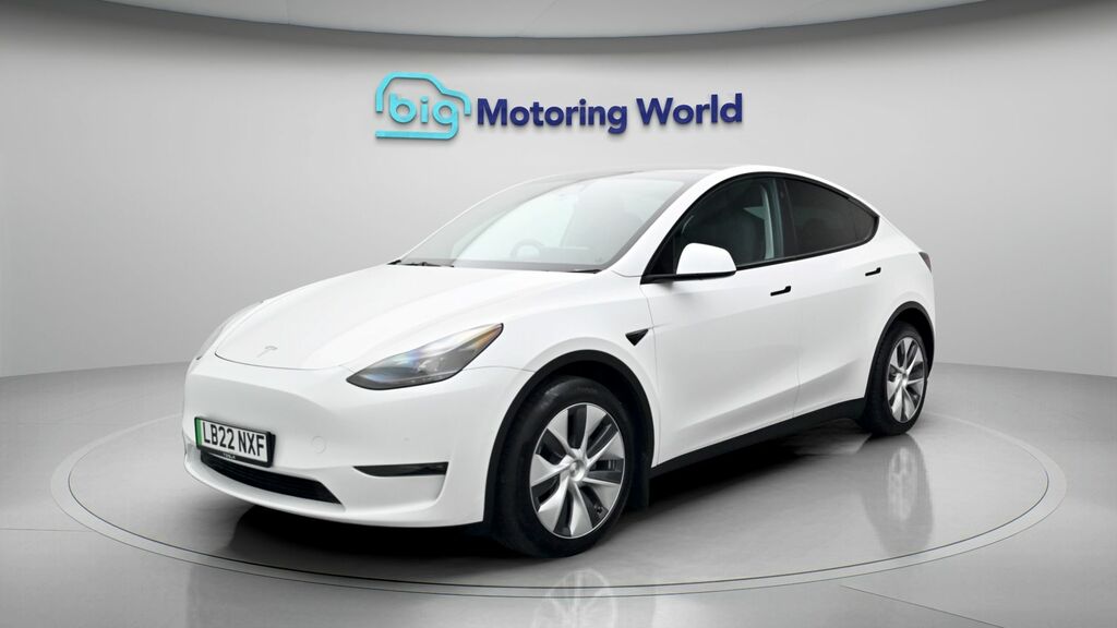 Tesla Model Y Long Range LB22NXF White #3