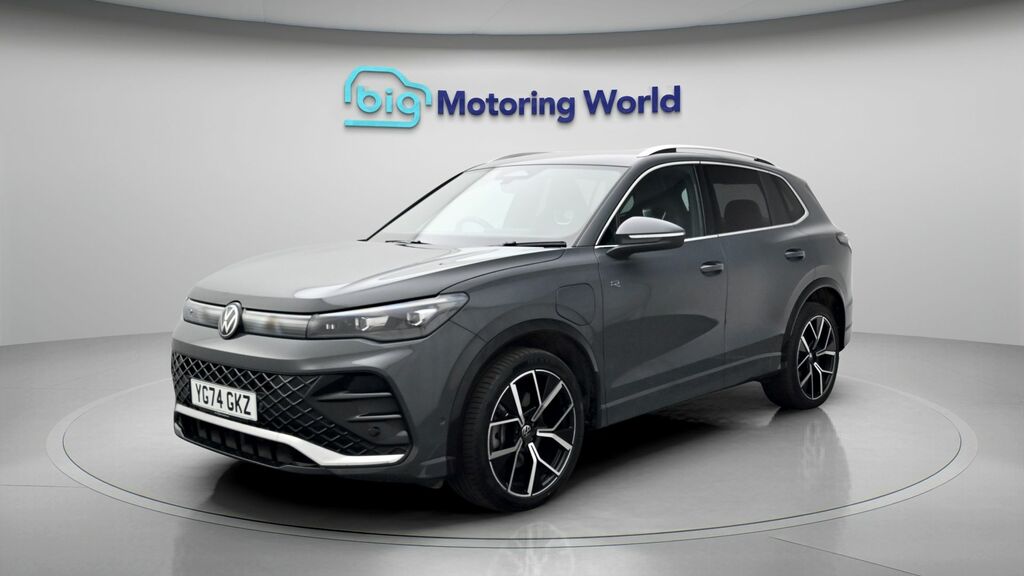 Volkswagen Tiguan R-line YG74GKZ Grey #3