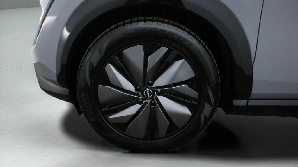 Nissan Ariya 178Kw Advance 87Kwh Sky Pack Black #18