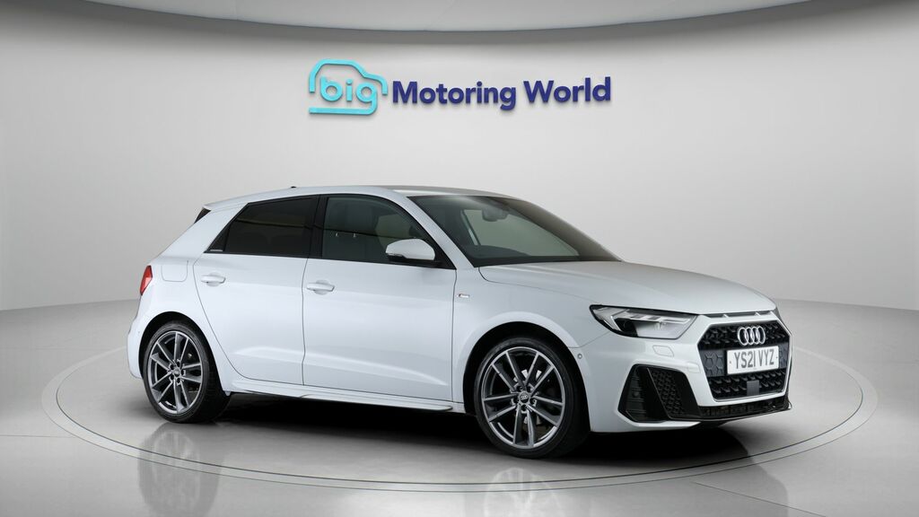 Audi A1 Vorsprung White