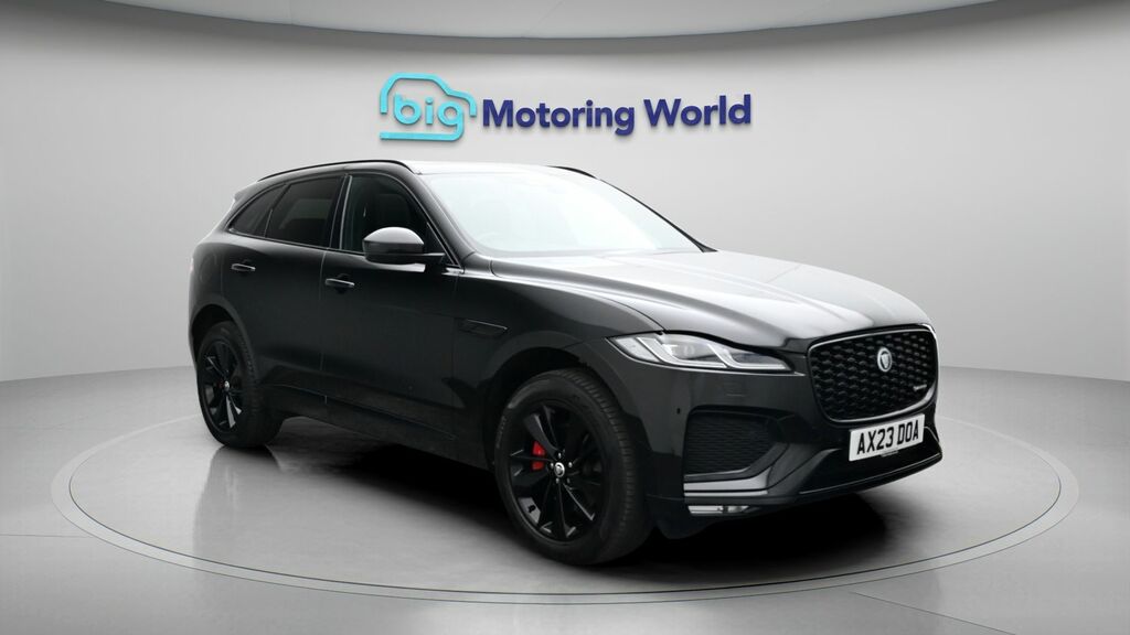 Jaguar F-Pace R-dynamic Se Black Black