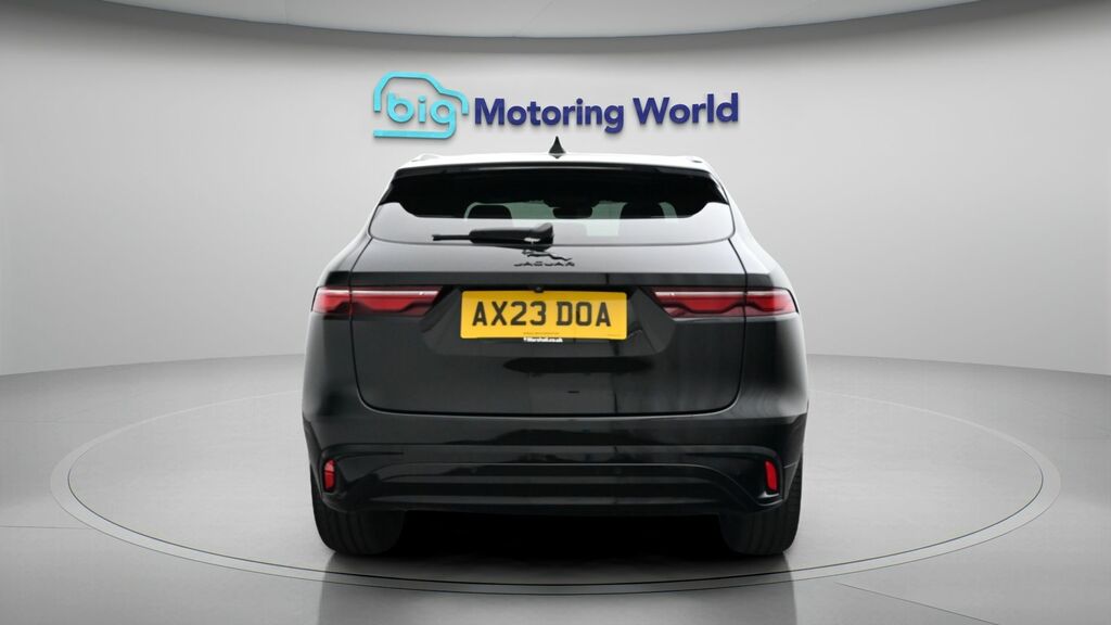 Jaguar F-Pace R-dynamic Se Black Black #6