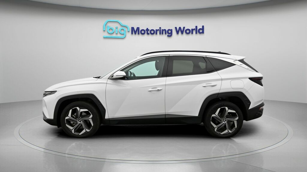 Hyundai Tucson Premium GY23ZBN White #4