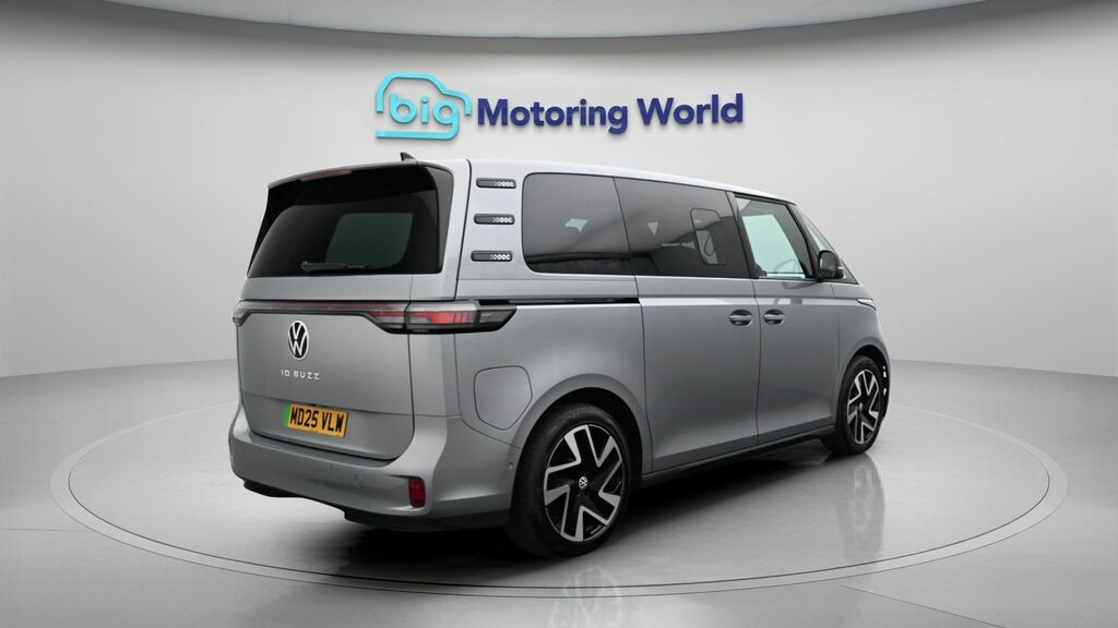 Volkswagen ID.Buzz Pro 79Kwh Life Mpv Swb, 5Seat  #7