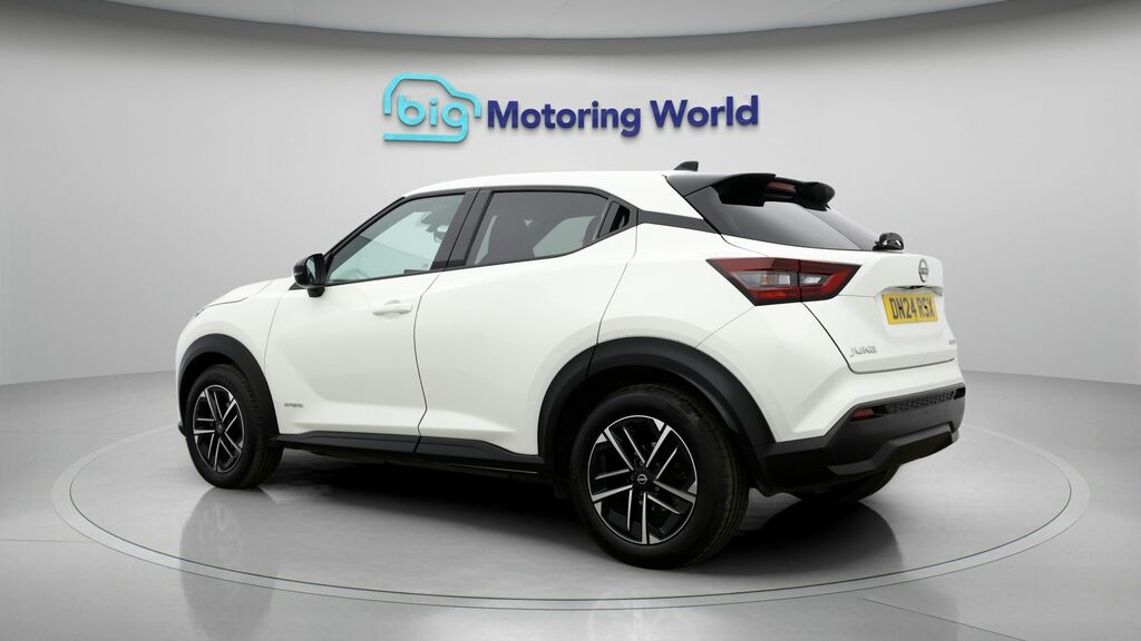 Nissan Juke N-connecta DN24RSX White #5