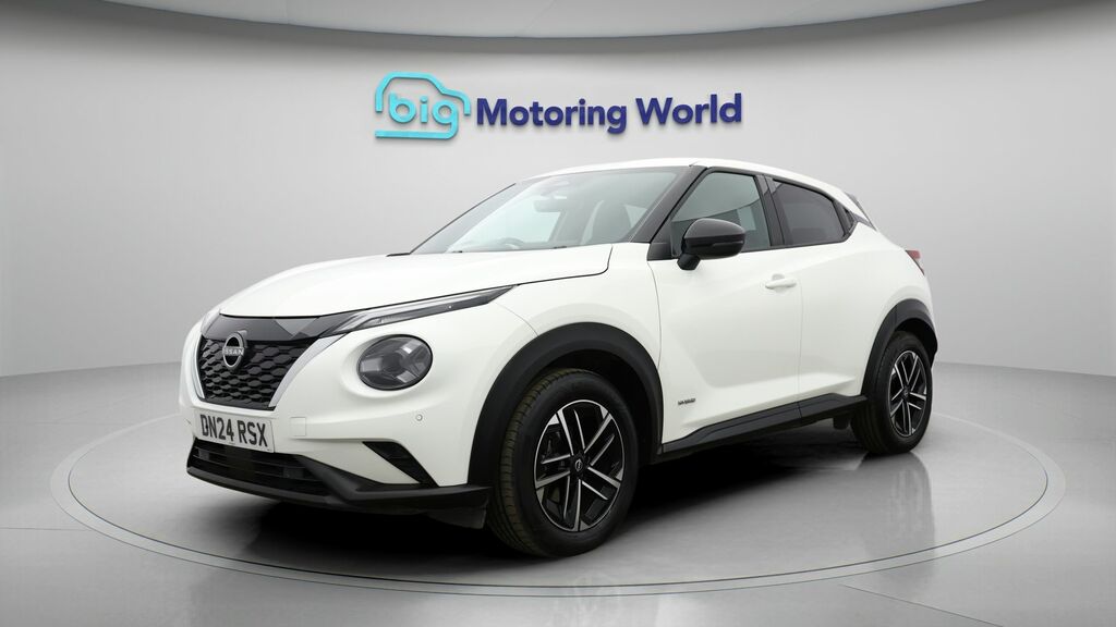 Nissan Juke N-connecta DN24RSX White #3