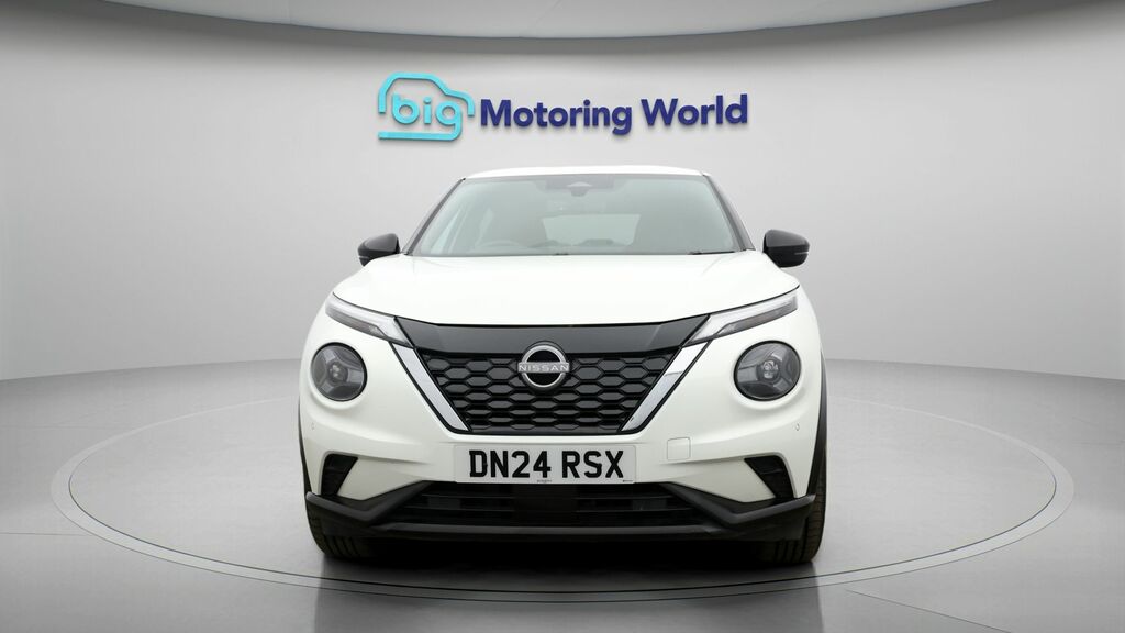 Nissan Juke N-connecta DN24RSX White #2