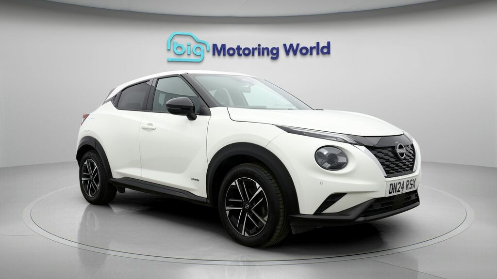 Nissan Juke N-connecta White